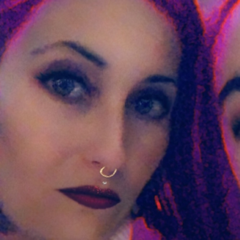 Meet your Posher, Suzanne